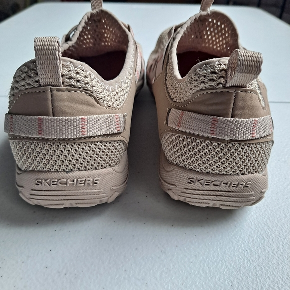 Skechers Reggae Fest Hooked Slip-On Sneaker - Picture 5 of 9